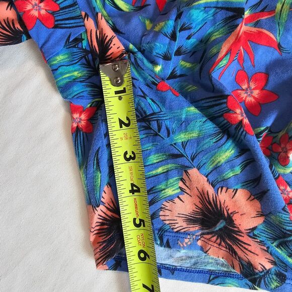 Pink Victoria's Secret Yoga or Biker Pretty Floral Cotton Shorts sz S - Picture 6 of 7